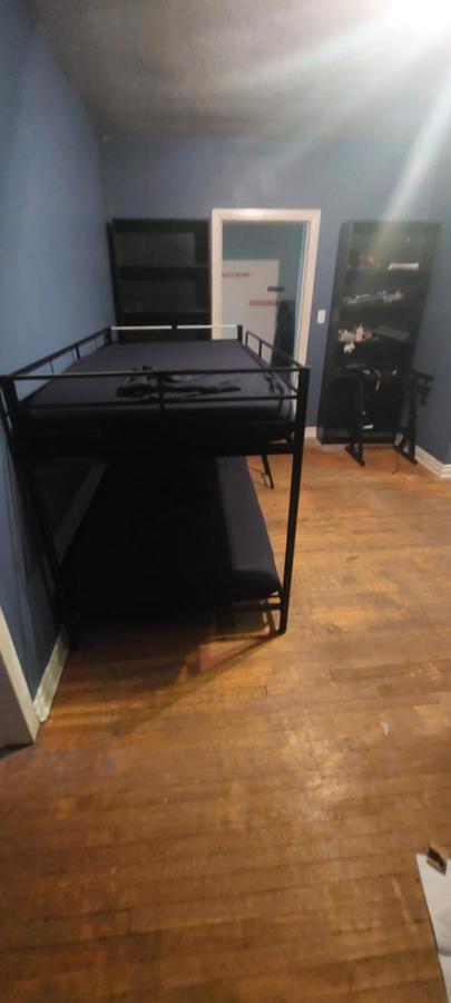 Zen Hostel โตรอนโต ภายนอก รูปภาพ
